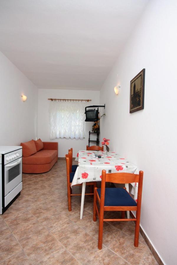 Apartments By The Sea Kampor, Rab - 4986 Buitenkant foto