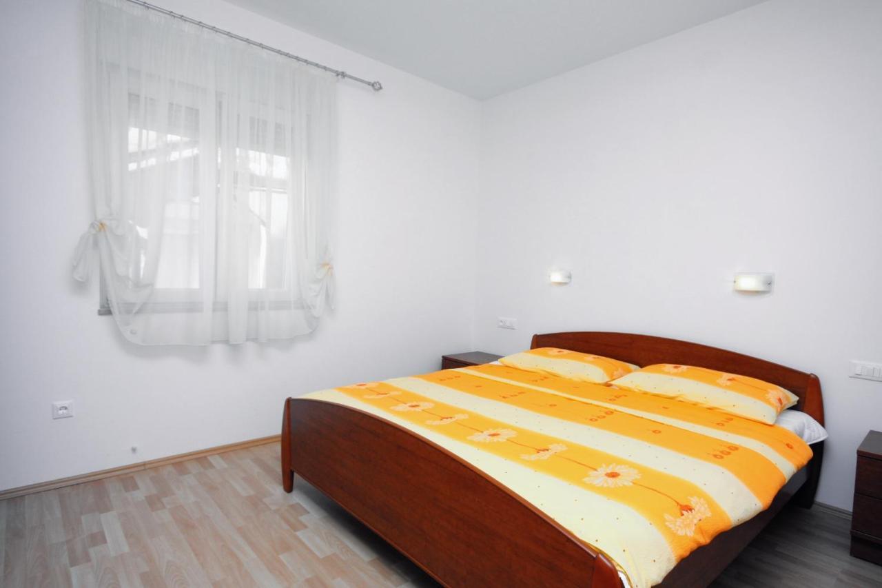 Apartments By The Sea Kampor, Rab - 4986 Buitenkant foto